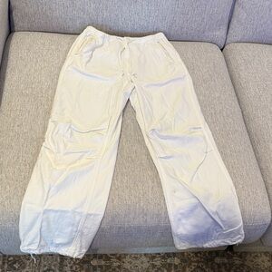 Aritzia TNA Cache Cargo Pants